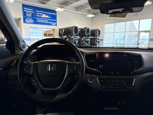 Used 2022 Honda Ridgeline RTL-E image 11
