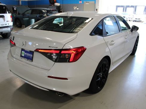 Used 2023 Honda Civic Sport image 24