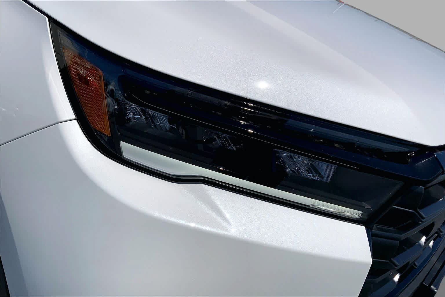 New 2026 Honda Pilot Sport image 11