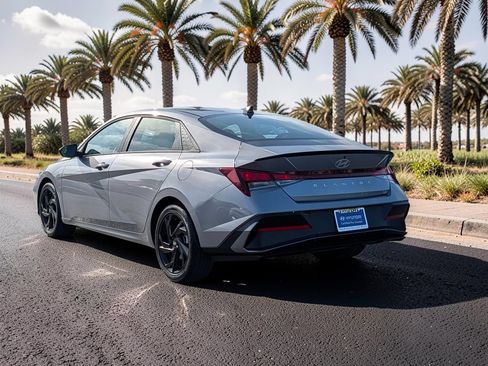 Certified 2026 Hyundai Elantra Sport FWD image 7