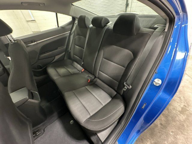 Used 2017 Hyundai Elantra Value Edition FWD image 15