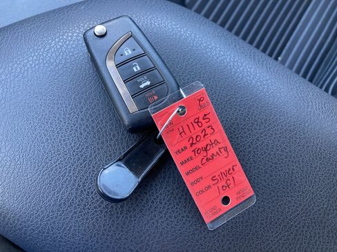 Used 2023 Toyota Camry SE image 41