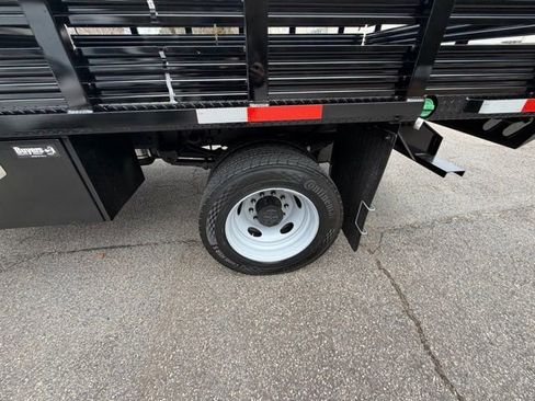 New 2026 Ford F450 XL w/ XL Chrome Package image 10