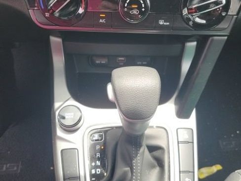 Certified 2024 Kia Seltos LX AWD/4WD image 11