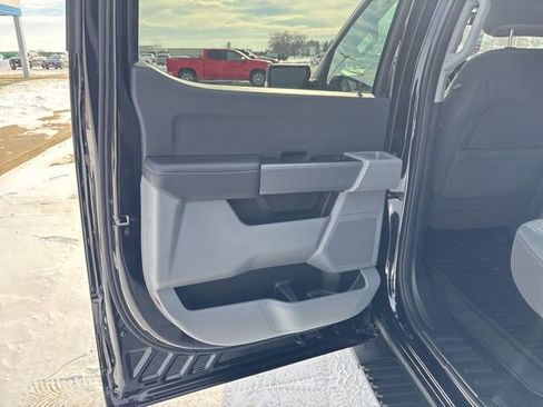 Used 2023 Ford F150 XLT w/ Trailer Tow Package image 18