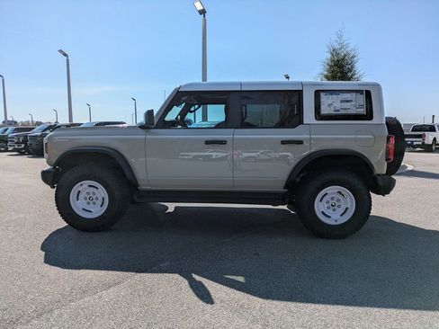 New 2026 Ford Bronco Heritage Edition AWD/4WD image 7