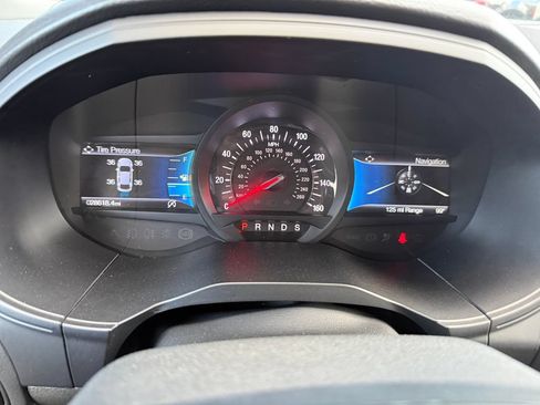 Used 2023 Ford Edge ST w/ Equipment Group 401A AWD/4WD image 30