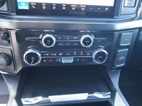 New 2025 Ford F250 Lariat w/ Lariat Ultimate Package image 17