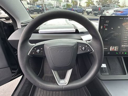 Used 2025 Tesla Model 3 Long Range image 19