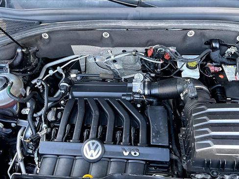 Used 2021 Volkswagen Atlas SEL Premium AWD/4WD image 31