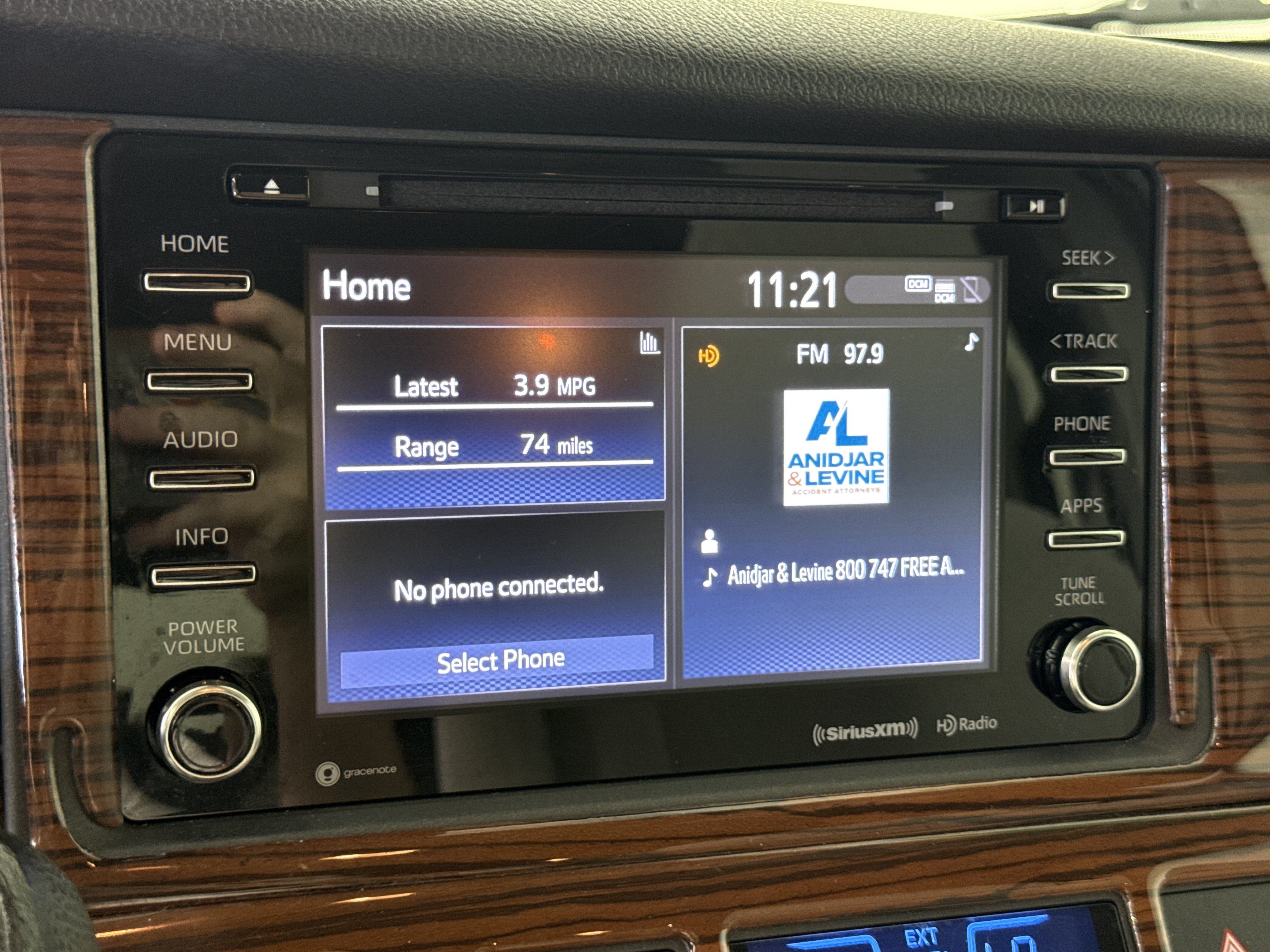 Used 2018 Toyota Sienna LE FWD image 23