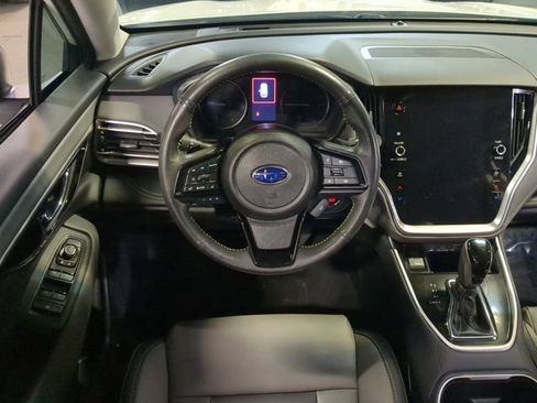 Used 2025 Subaru Outback Onyx Edition image 16