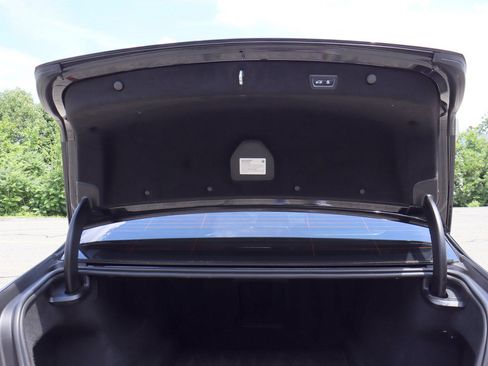Used 2021 BMW 750i xDrive w/ Luxury Rear Seating Package AWD/4WD image 37