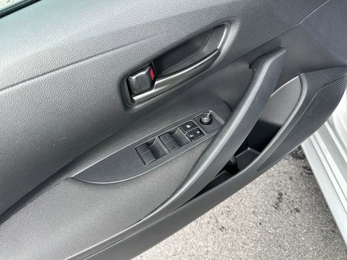 Used 2024 Toyota Corolla LE image 15