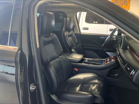 Used 2020 Lincoln Aviator Reserve w/ Equipment Group 202A AWD/4WD image 9