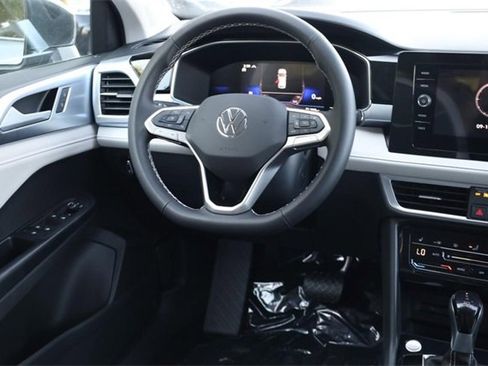 New 2025 Volkswagen Taos SE image 25