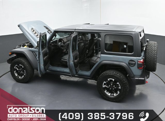 Used 2024 Jeep Wrangler Unlimited Rubicon w/ Safety Group AWD/4WD image 27