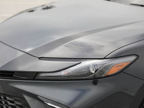 Used 2026 Toyota Camry SE w/ Multimedia Upgrade Package image 8