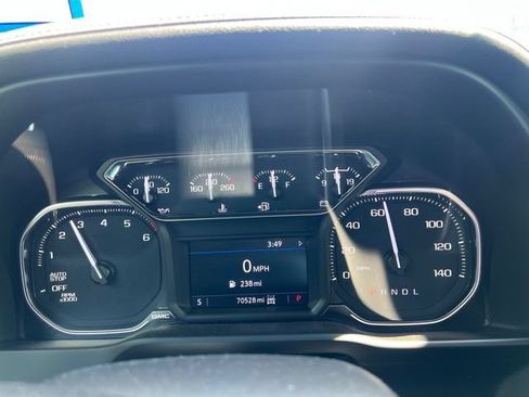 Used 2021 GMC Sierra 1500 SLT AWD/4WD image 16
