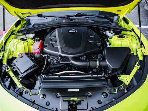 Used 2019 Chevrolet Camaro LT w/ 1LE Track Performance Package image 28