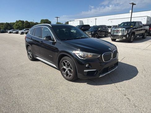Used 2016 BMW X1 xDrive28i AWD/4WD image 8