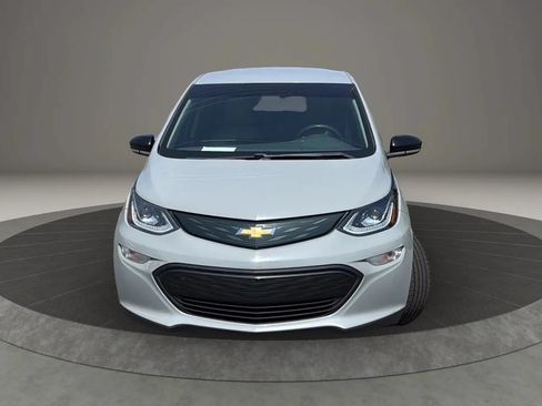 Used 2019 Chevrolet Bolt LT FWD image 2