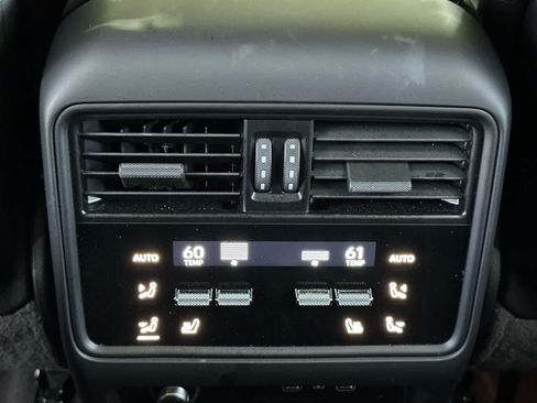 Certified 2026 Porsche Cayenne AWD/4WD image 14
