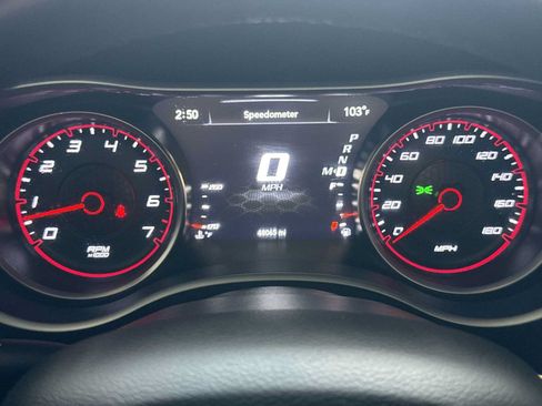 Used 2018 Dodge Charger R/T Scat Pack w/ Dynamics Package RWD image 17