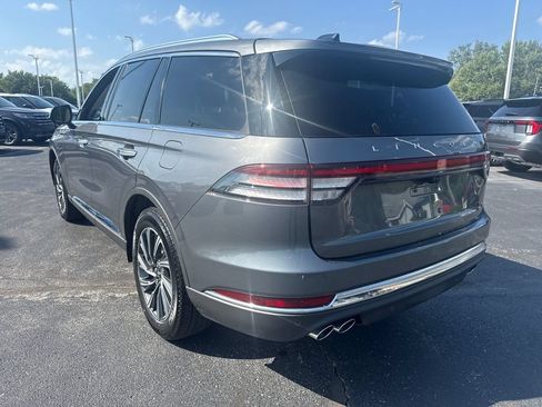 Used 2025 Lincoln Aviator AWD w/ Equipment Group 101A image 10