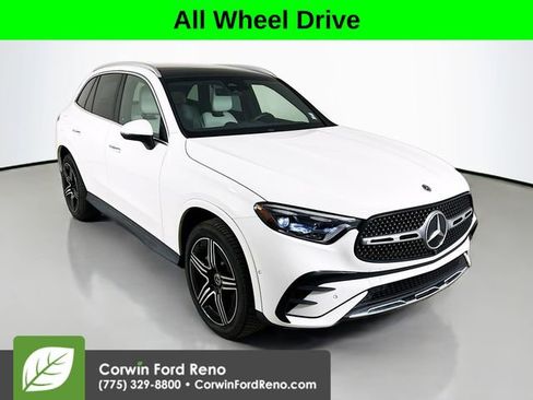 Used 2023 Mercedes-Benz GLC 300 4MATIC image 1