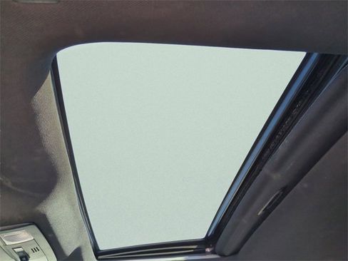 Used 2019 Toyota Tacoma TRD Sport image 20