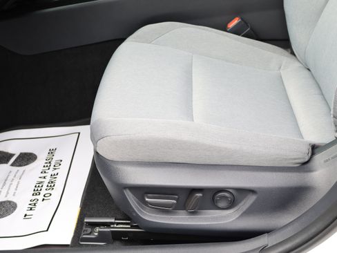 Used 2026 Toyota Camry LE w/ Convenience Package FWD image 22
