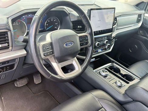Used 2024 Ford Expedition Max XLT AWD/4WD image 4