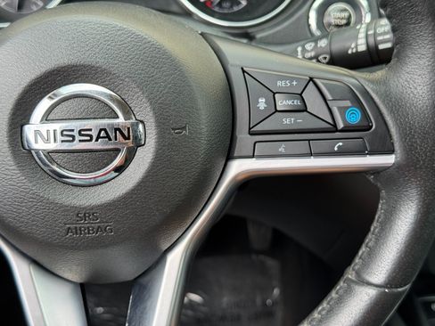 Used 2019 Nissan Rogue SV w/ Premium Package AWD/4WD image 22