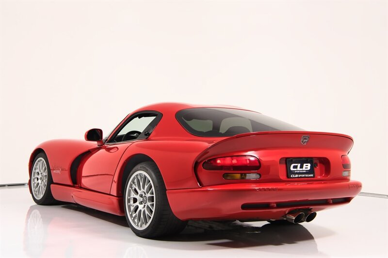 Used 2002 Dodge Viper GTS RWD image 10