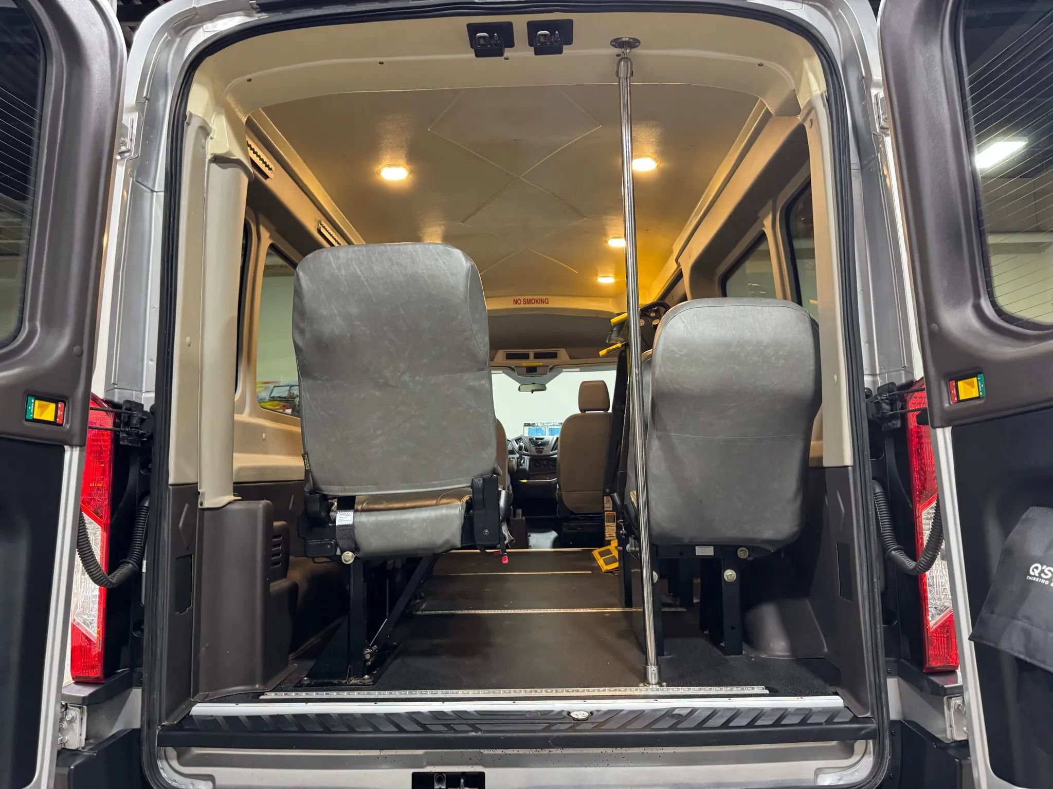Used 2015 Ford Transit 350 148 Medium Roof RWD image 28