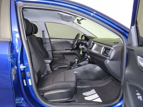 Used 2020 Kia Rio S image 27