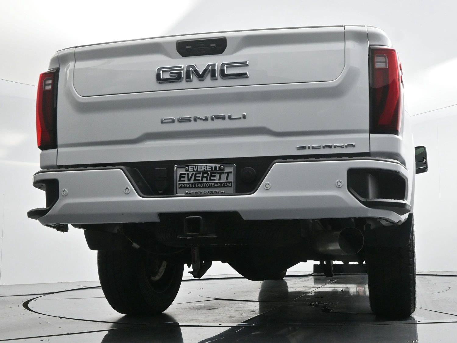 Used 2025 GMC Sierra 2500 Denali Ultimate AWD/4WD image 49