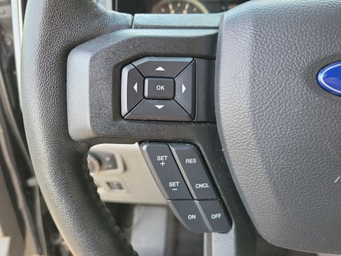 Used 2019 Ford F150 XLT w/ Equipment Group 302A Luxury AWD/4WD image 20
