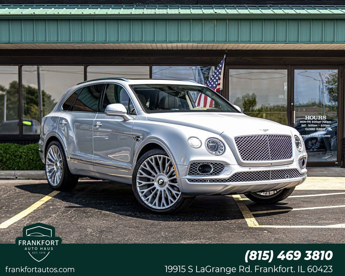 Used 2018 Bentley Bentayga AWD/4WD image 1