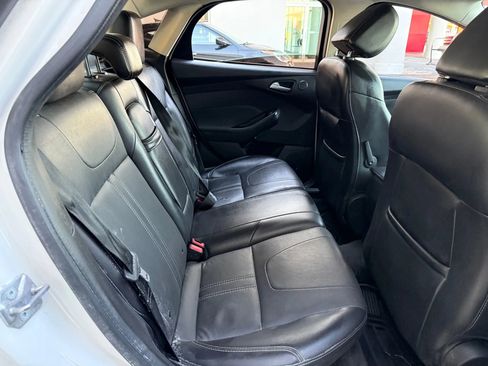 Used 2012 Ford Focus SEL image 24