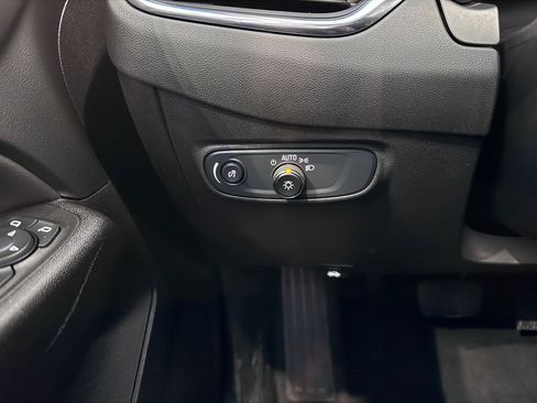 Certified 2024 Chevrolet Equinox LT image 21