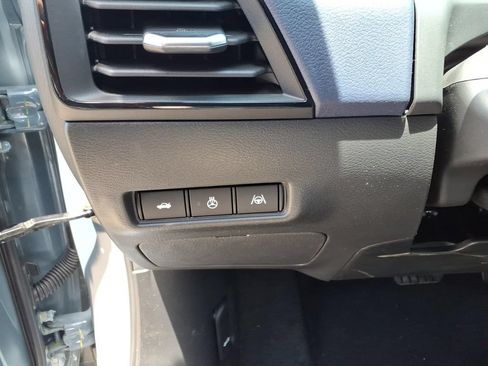New 2026 Nissan Sentra SL w/ Floor Mat Package FWD image 19