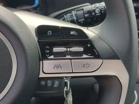 New 2026 Hyundai Elantra SE FWD image 24