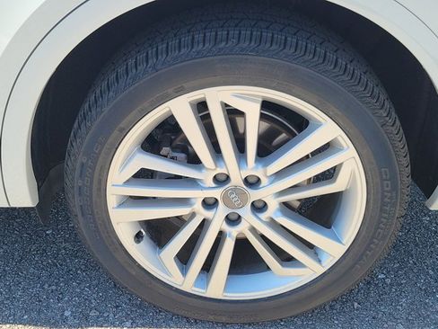 Used 2019 Audi Q5 2.0T Premium Plus image 10