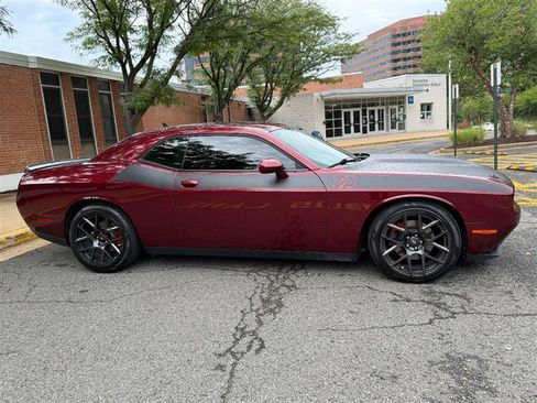 Used 2018 Dodge Challenger T/A RWD image 5