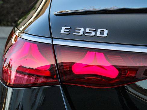 New 2026 Mercedes-Benz E 350 Sedan image 9