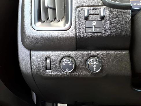 Used 2019 Chevrolet Colorado ZR2 image 21