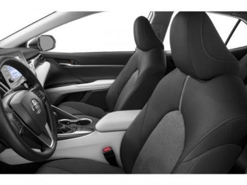 Used 2023 Toyota Camry LE w/ Convenience Package FWD image 9