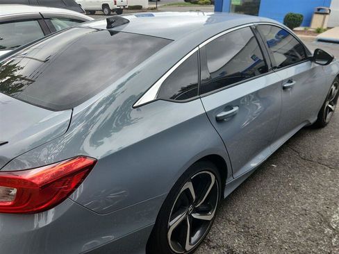 Used 2021 Honda Accord Sport image 3